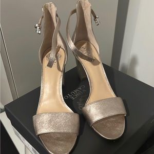 Vince Camuto Coraline Silver Rose heels, size 10